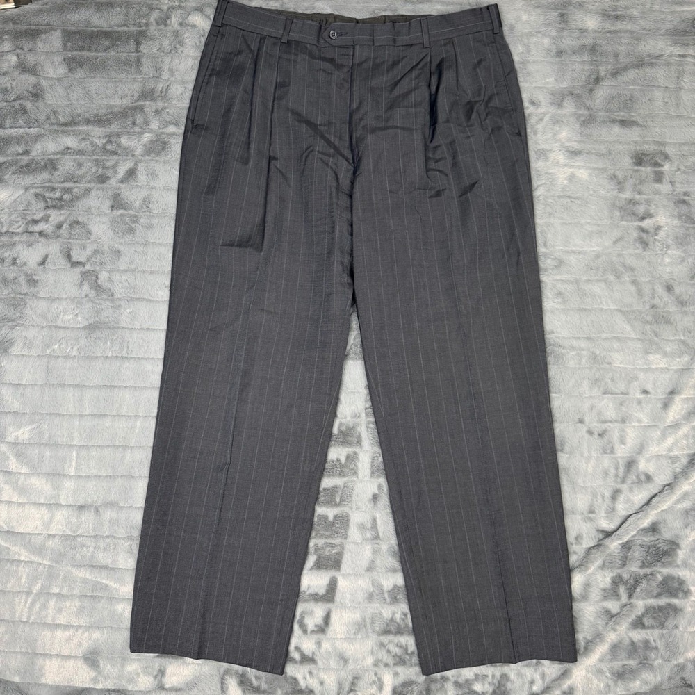 Jos A Bank Mens Charcoal Grey Pinstripe 100% Pure Wool Pleated Dress Pants 38x28